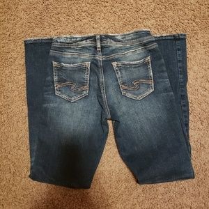 Silver Jeans Like New!!
